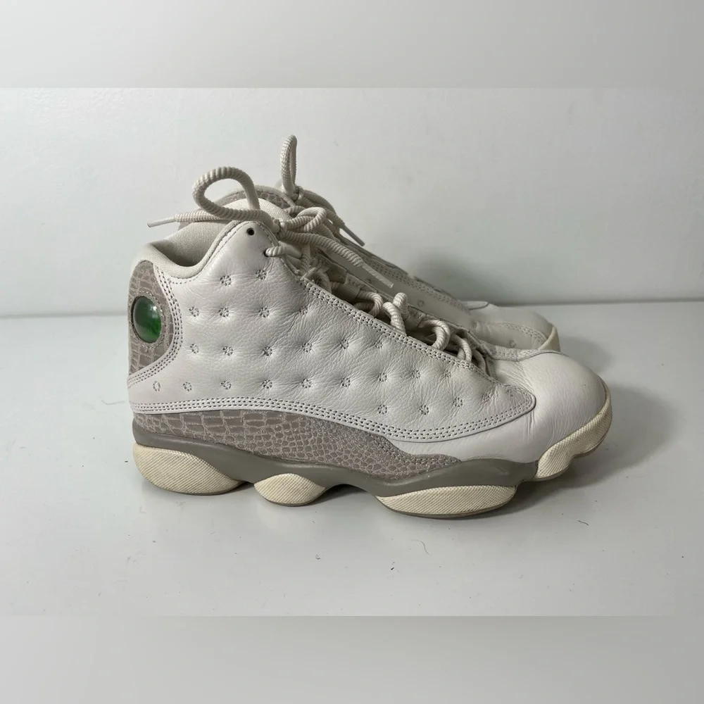 Nike Air Jordan 13 Womens Size 7 RETRO PHANTOM AQ1757-004 Snakeskin White Grey - Picture 1 of 10